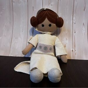 Star Wars Galaxy’s Edge Disney Parks Plush Princess Leia Doll with Brown Hair